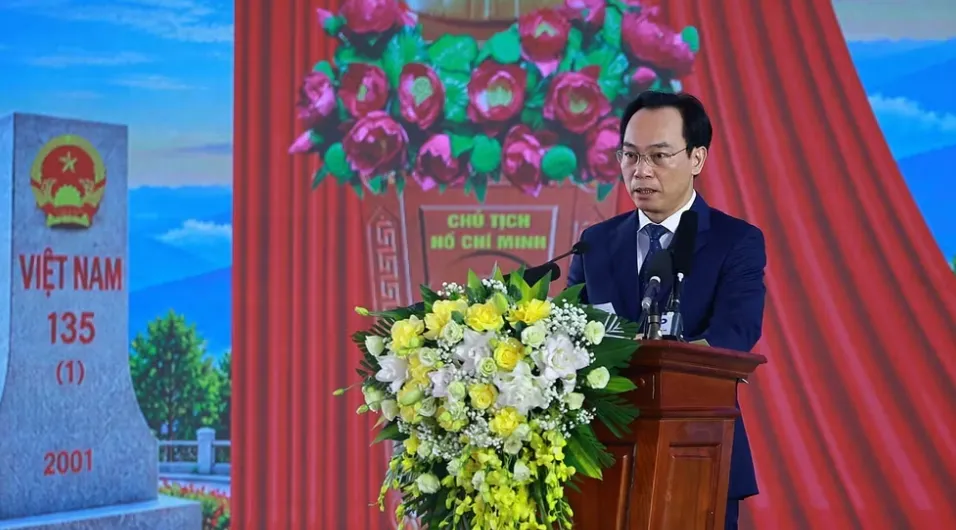 Thủ tướng: Đổi mới thực chất từ b&ecirc;n trong mỗi nh&agrave; trường, mỗi lớp học - Ảnh 2.