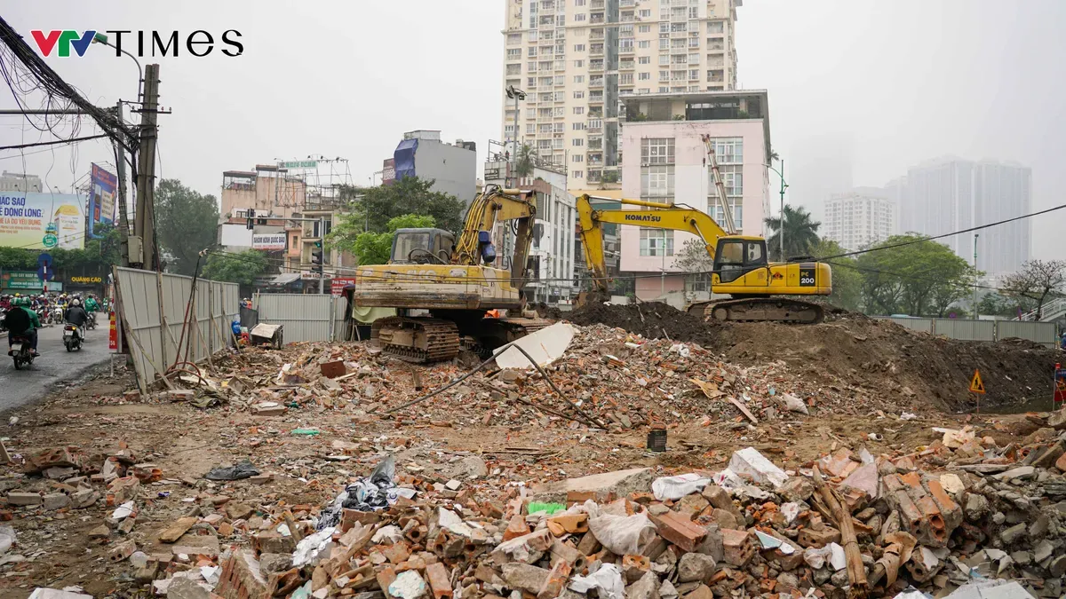 Vi phạm trật tự xây dựng có thể bị phạt đến 1 tỷ đồng - Ảnh 1.