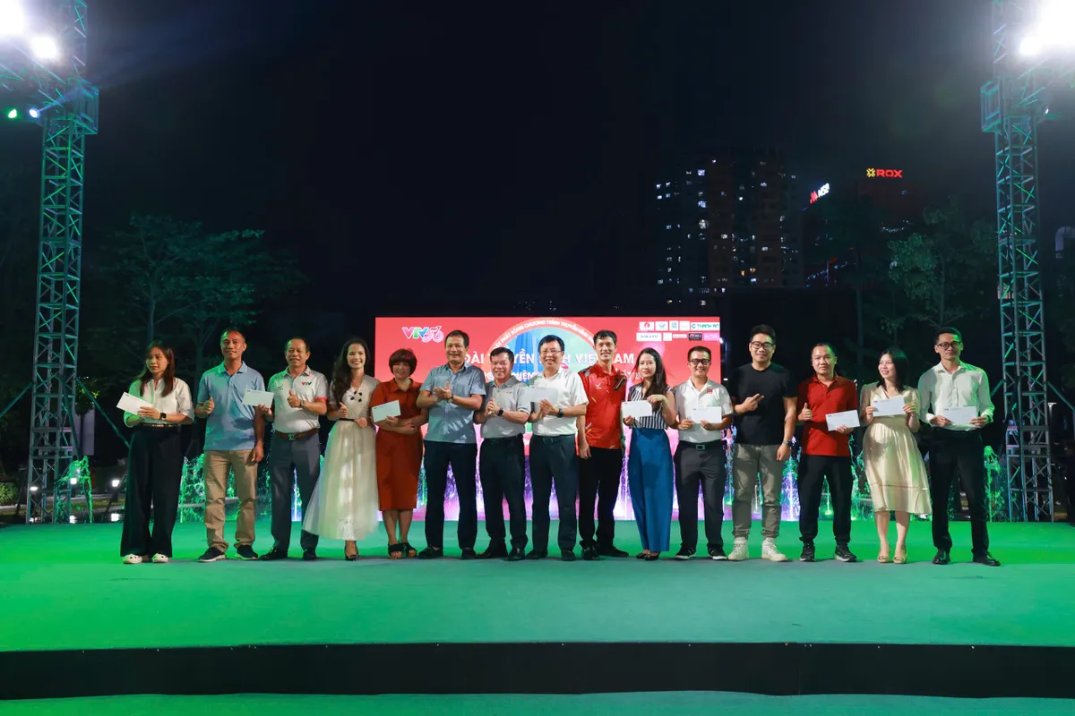 Trao giải các hoạt động hướng đến kỷ niệm 56 năm Ngày phát sóng chương trình truyền hình đầu tiên của Đài THVN - Ảnh 6.