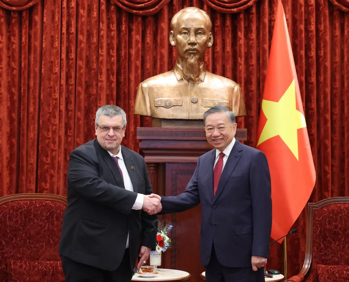 Quan hệ Việt Nam - Liên bang Nga tiếp tục phát triển mạnh mẽ, vì lợi ích của nhân dân hai nước - Ảnh 1.