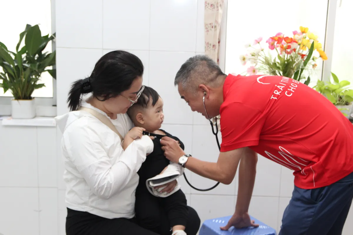 Gần 1 tỷ đồng dự kiến hỗ trợ trẻ em kh&oacute; khăn mắc tim bẩm sinh tại TP Hồ Ch&iacute; Minh - Ảnh 1.