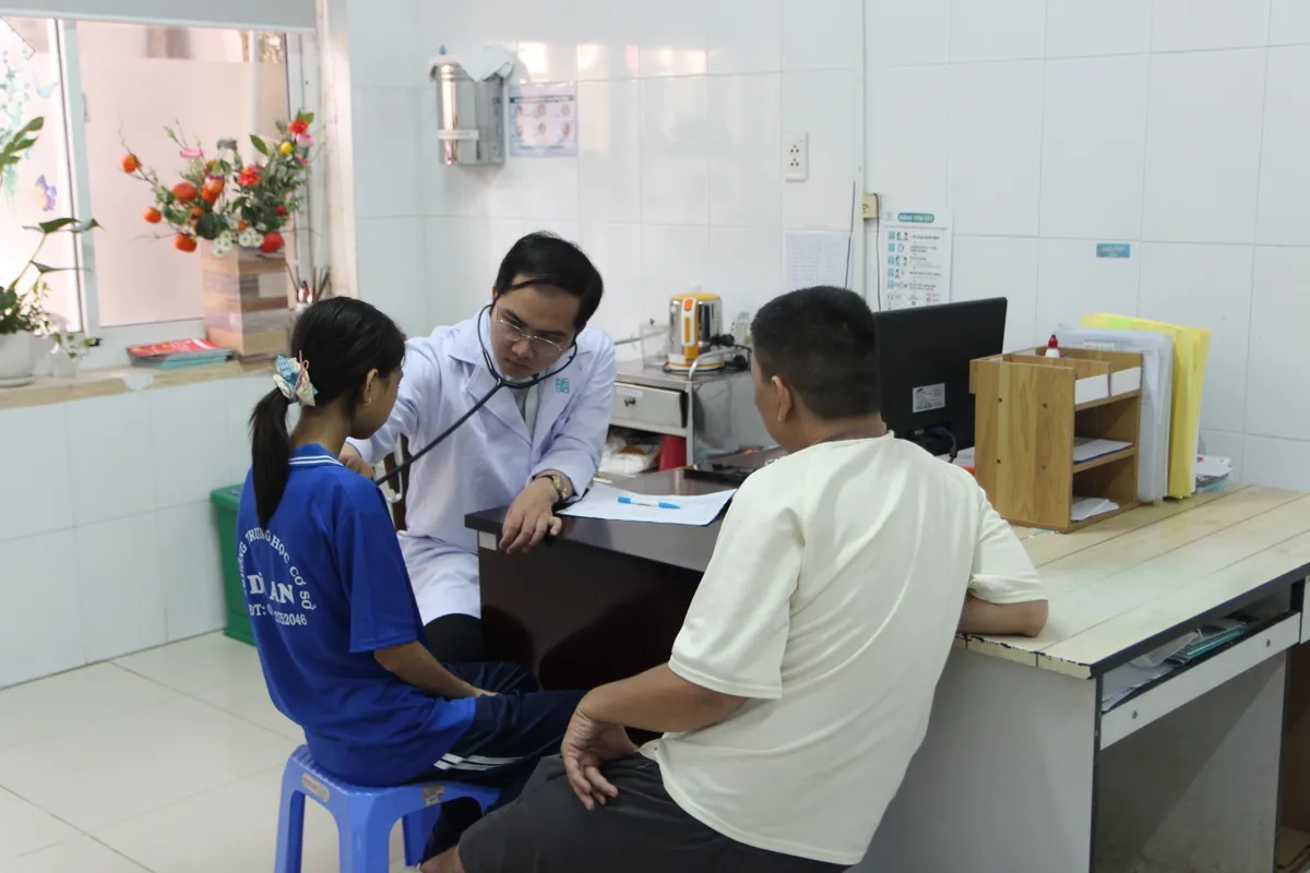 Gần 1 tỷ đồng dự kiến hỗ trợ trẻ em kh&oacute; khăn mắc tim bẩm sinh tại TP Hồ Ch&iacute; Minh - Ảnh 6.