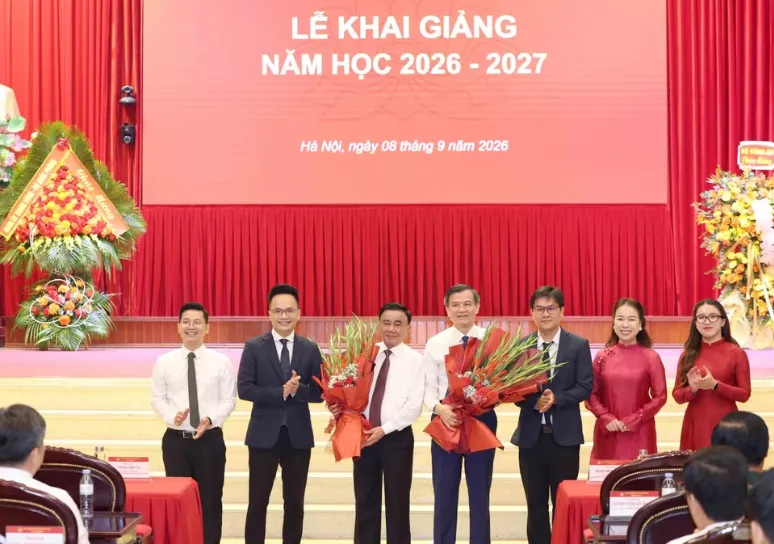 Thường trực Ban Bí thư Trần Cẩm Tú dự Lễ khai giảng tại Học viện Chính trị quốc gia Hồ Chí Minh - Ảnh 4.