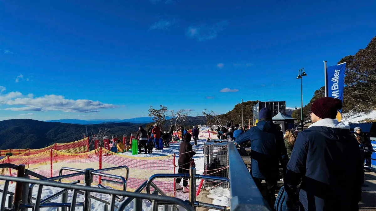 Chạm v&agrave;o m&ugrave;a đ&ocirc;ng nước &Uacute;c ở Mount Buller- Ảnh 6.