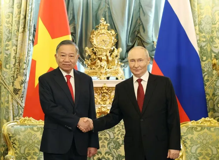 Tổng thống Nga Vladimir Putin chủ trì Lễ đón Tổng Bí thư, Chủ tịch nước Tô Lâm và Phu nhân - Ảnh 5.