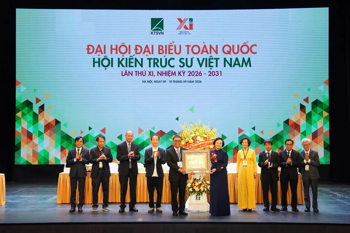 Phó Thủ tướng Phạm Thị Thanh Trà: Tiên phong thúc đẩy kiến trúc xanh, thông minh - Ảnh 1.