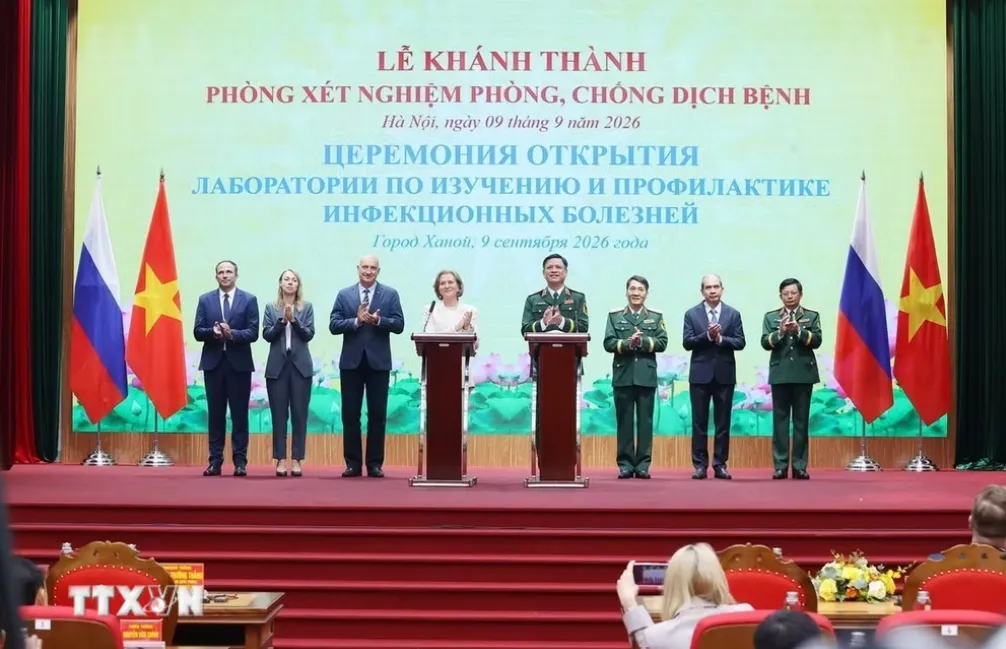Tổng Bí thư, Chủ tịch nước Tô Lâm dự khai trương Phòng xét nghiệm mới của Trung tâm Nhiệt đới Việt-Nga - Ảnh 1.