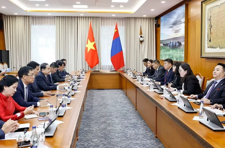Chủ tịch Quốc hội Trần Thanh Mẫn tiếp Nhóm Nghị sĩ hữu nghị Mông Cổ - Việt Nam - Ảnh 2.