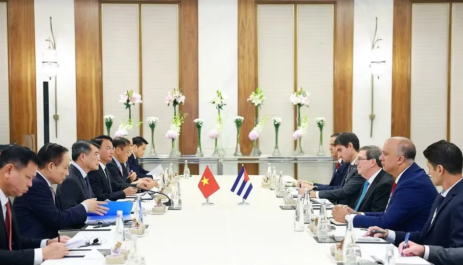 Việt Nam coi trọng quan hệ hữu nghị đặc biệt với Cuba - Ảnh 2.