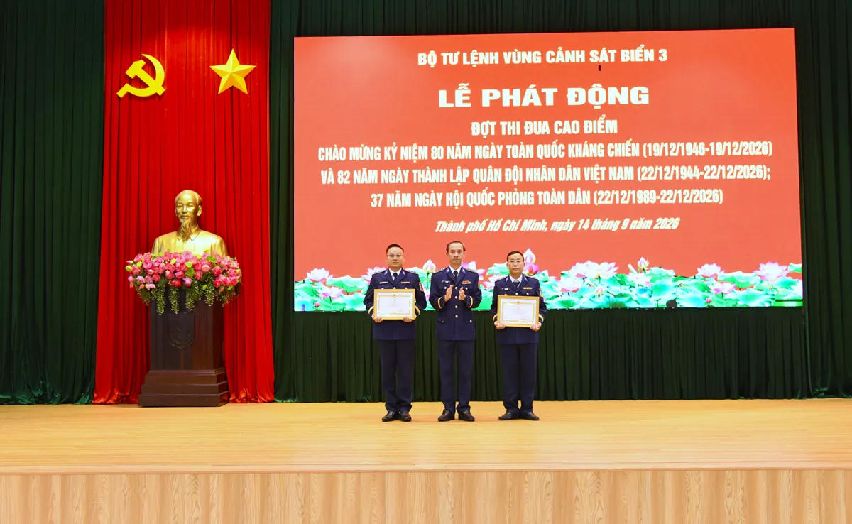 Bộ Tư lệnh V&ugrave;ng Cảnh s&aacute;t biển 3 ph&aacute;t động đợt thi đua cao điểm "80 ng&agrave;y thi đua Quyết thắng" - Ảnh 3.