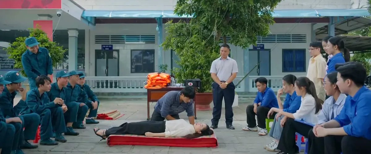 Phù sa - Tập 17: Bảy Sang mất tinh thần vì phát hiện không phải con ruột của ông Hai Phước - Ảnh 10.