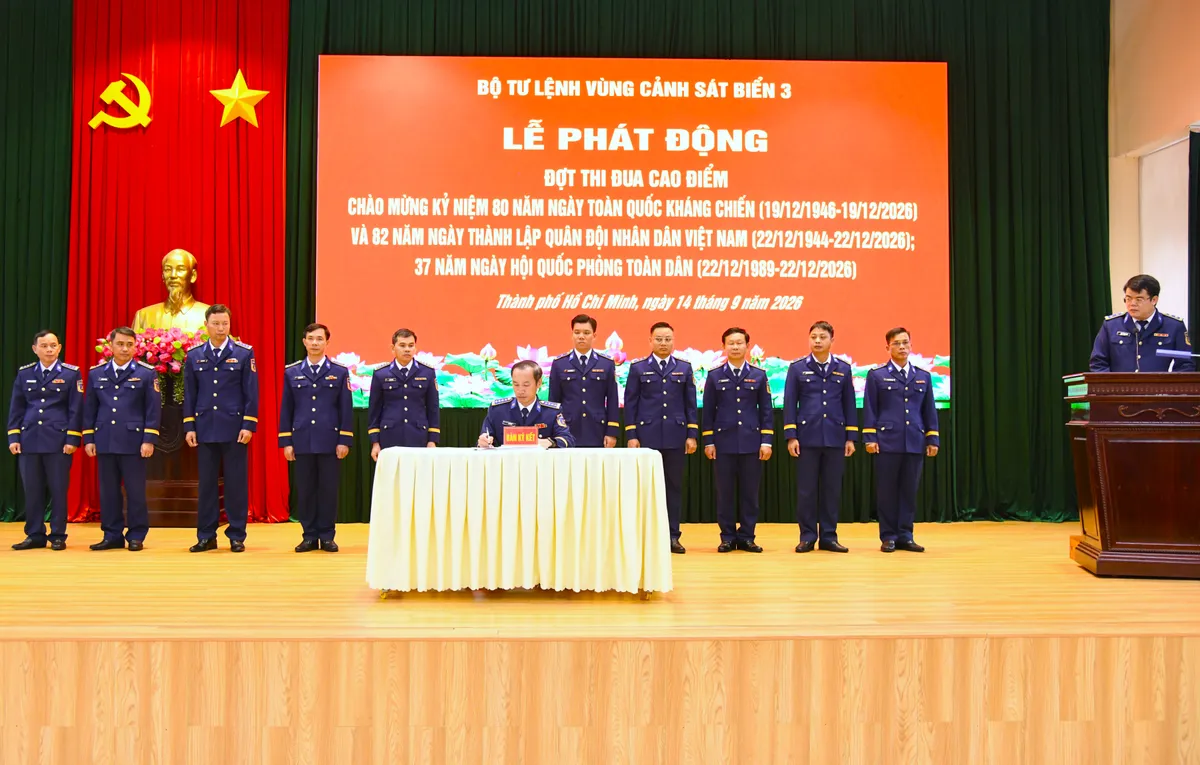 Bộ Tư lệnh V&ugrave;ng Cảnh s&aacute;t biển 3 ph&aacute;t động đợt thi đua cao điểm "80 ng&agrave;y thi đua Quyết thắng" - Ảnh 2.