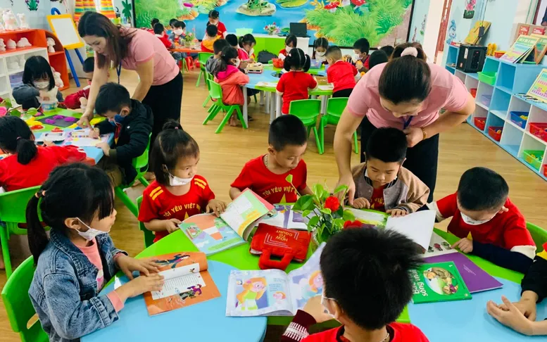 Trẻ em thuộc đối tượng phổ cập giáo dục mầm non cho trẻ 5-6 tuổi được miễn, giảm, hỗ trợ học phí. Ảnh: VGP