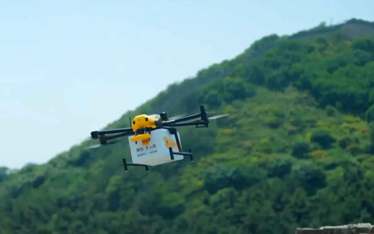 Bắc Kinh, Trung Quốc cấm sở hữu, lưu giữ UAV - Ảnh 1.