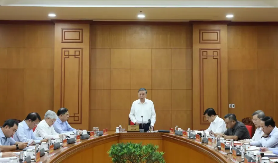 Tổng Bí thư, Chủ tịch nước: Hoàn thiện quy định về đảng viên làm kinh tế tư nhân, phát huy nguồn lực cho phát triển - Ảnh 1.