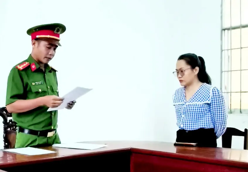 Khởi tố thêm 1 bị can liên quan vụ lật ca nô ở Phú Quốc khiến 15 người tử vong - Ảnh 1.