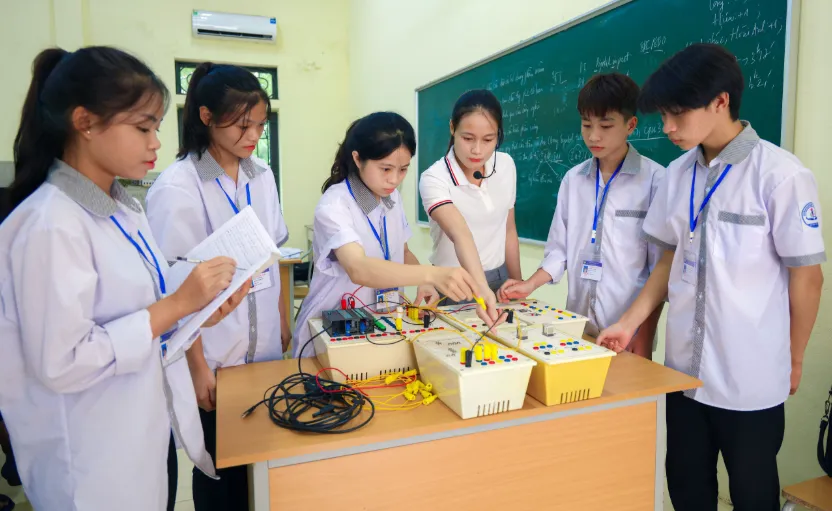 Đề xuất một quy chế chung cho 3 loại trung tâm giáo dục - Ảnh 1.