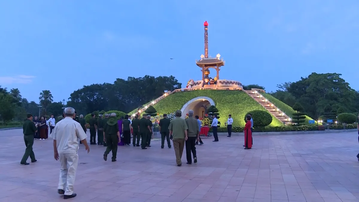 81 ngày đêm bảo vệ Thành cổ Quảng Trị: Khúc tráng ca bất tử- Ảnh 1. 81 ngày đêm bảo vệ Thành cổ Quảng Trị: Khúc tráng ca bất tử- Ảnh 1.