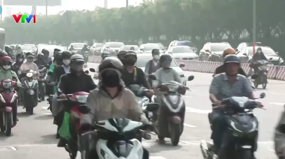 Cảnh báo chất lượng không khí kém ở TP Hồ Chí Minh - Ảnh 2.