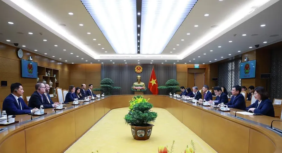 FTSE Russell và các quỹ đầu tư lớn cam kết đồng hành với Việt Nam - Ảnh 2.