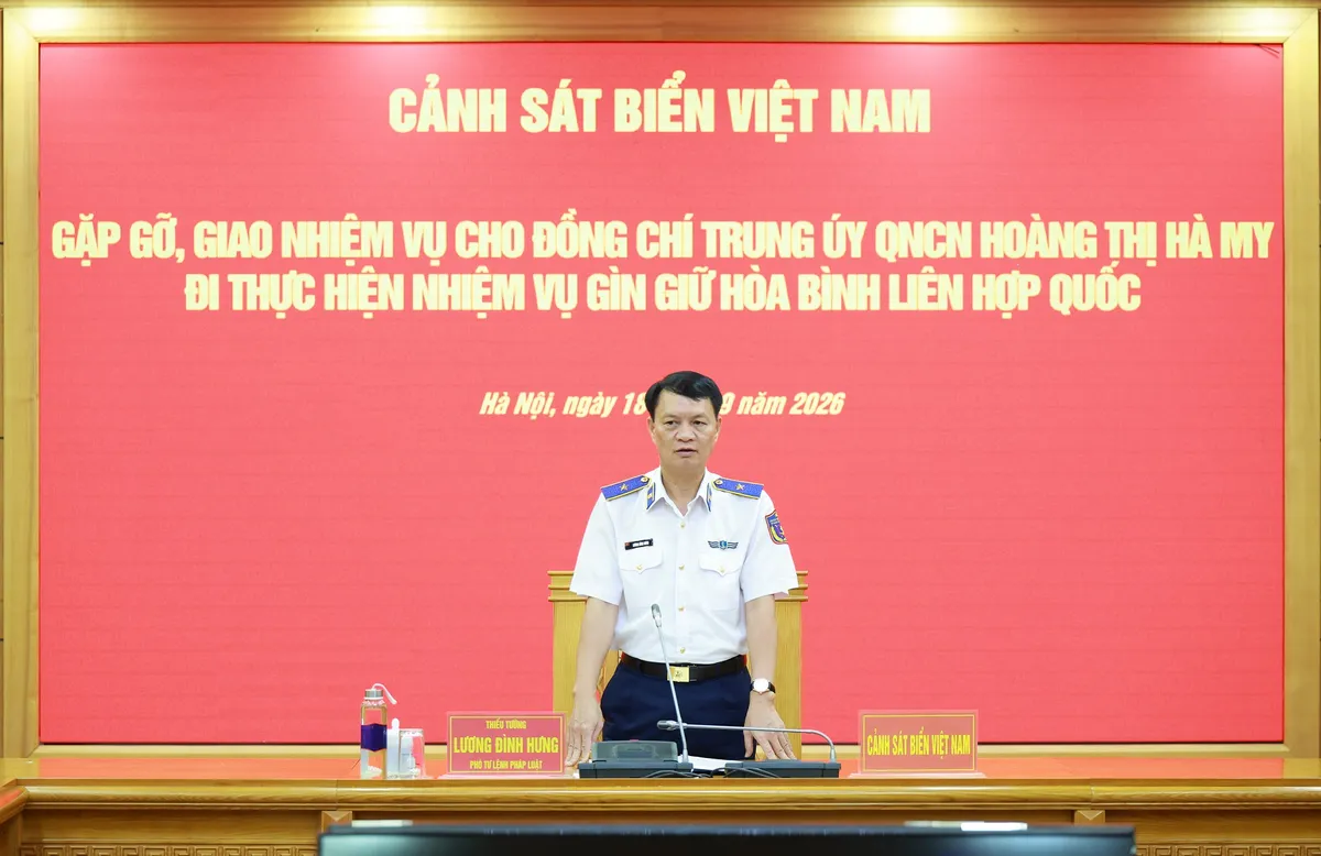 Cảnh s&aacute;t biển Việt Nam giao nhiệm vụ cho nữ qu&acirc;n nh&acirc;n tham gia g&igrave;n giữ h&ograve;a b&igrave;nh Li&ecirc;n Hợp Quốc - Ảnh 1.