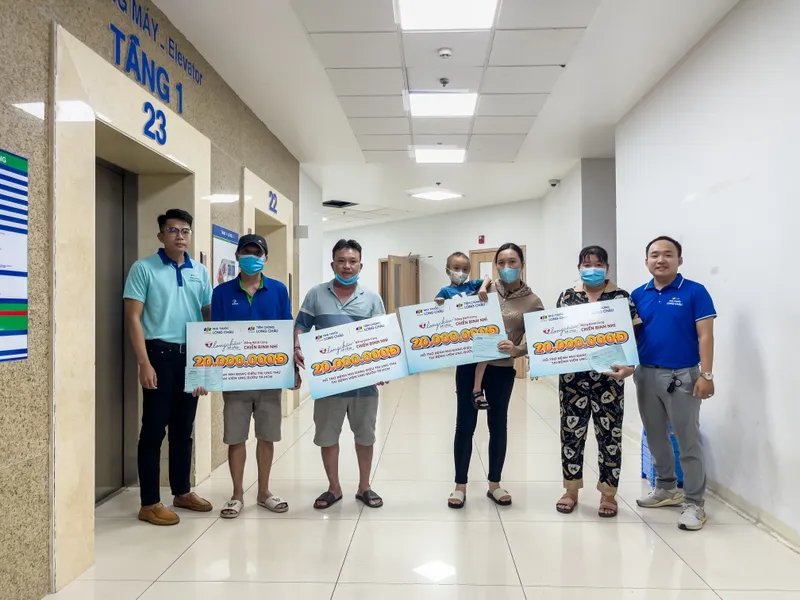 “San sẻ gánh nặng vì bệnh nhân ung thư”: Long Châu, Quỹ Hope, các hãng dược góp thêm nguồn lực tiếp sức người bệnh trên hành trình điều trị- Ảnh 6. “San sẻ gánh nặng vì bệnh nhân ung thư”: Long Châu, Quỹ Hope, các hãng dược góp thêm nguồn lực tiếp sức người bệnh trên hành trình điều trị- Ảnh 6.