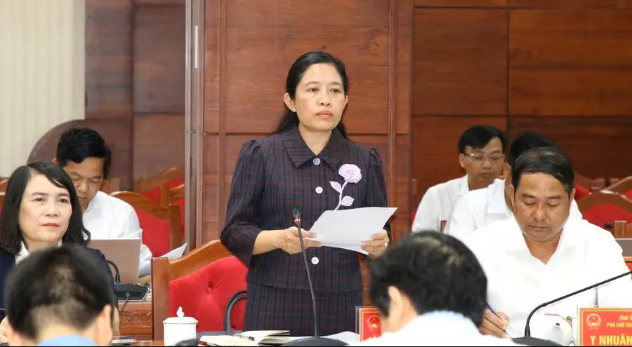 “Không thể dùng tư duy cũ cho mô hình trường mới” - Ảnh 2.