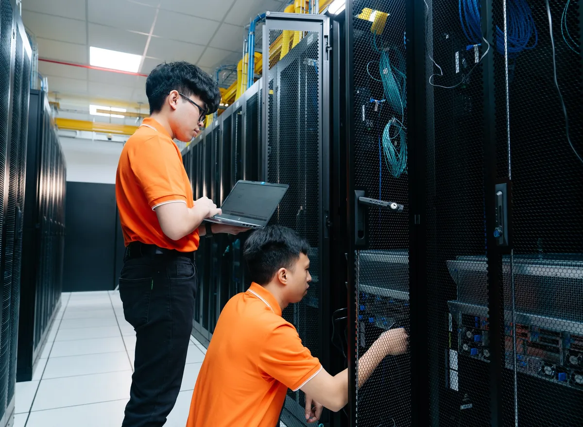 Hợp tác đào tạo 30.000 nhân lực công nghệ chiến lược đến năm 2041 - Ảnh 1.