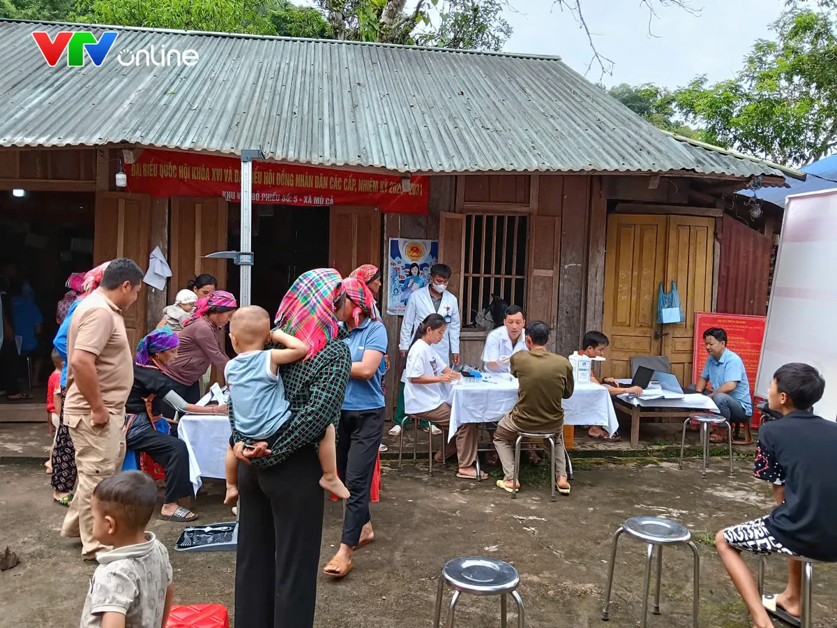 Lai Ch&acirc;u: Đưa chăm s&oacute;c sức khỏe đến gần hơn với người d&acirc;n v&ugrave;ng cao - Ảnh 4.