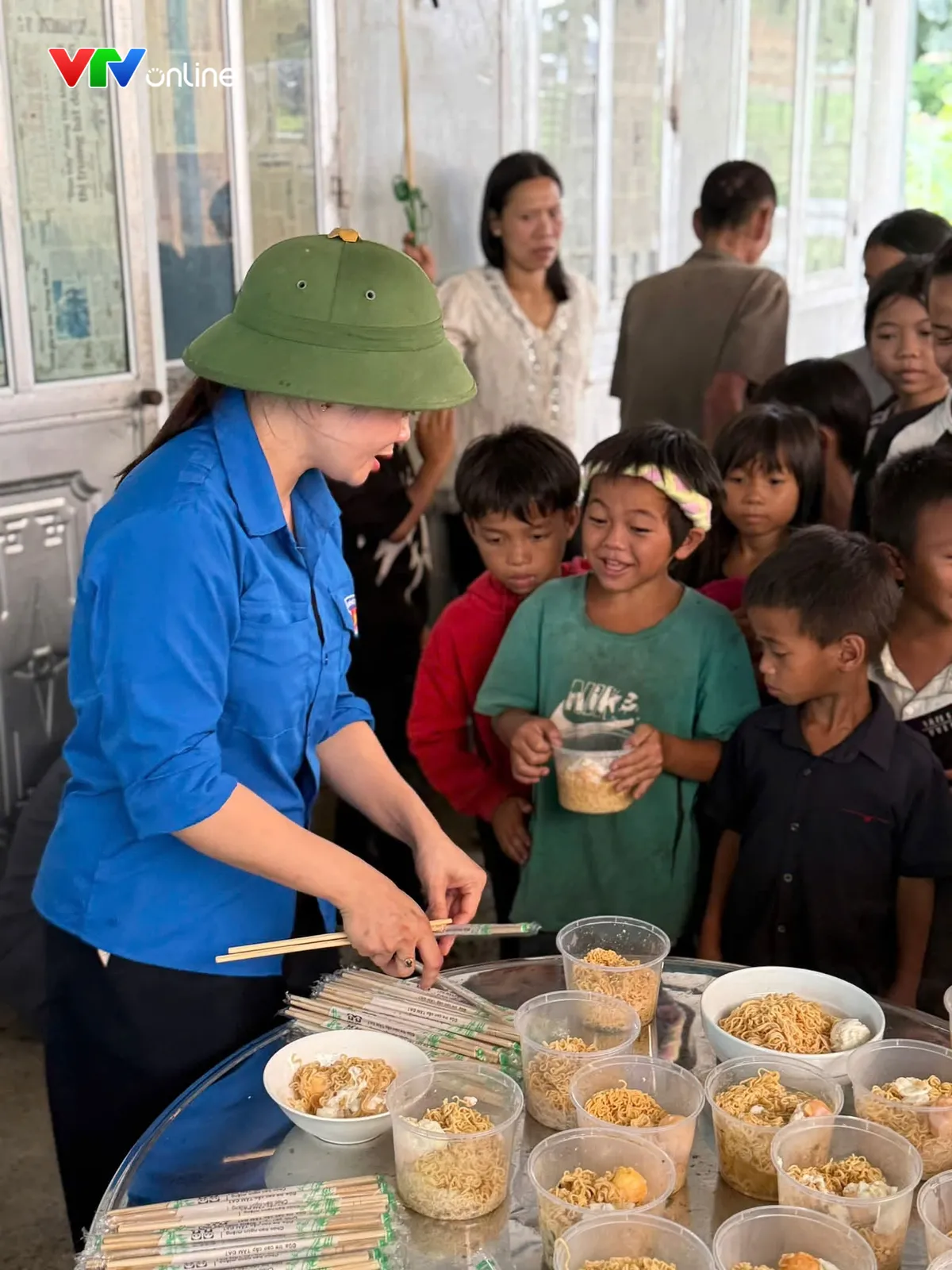Gần dân, sát dân để chuyển đổi số đi vào cuộc sống - Ảnh 5.