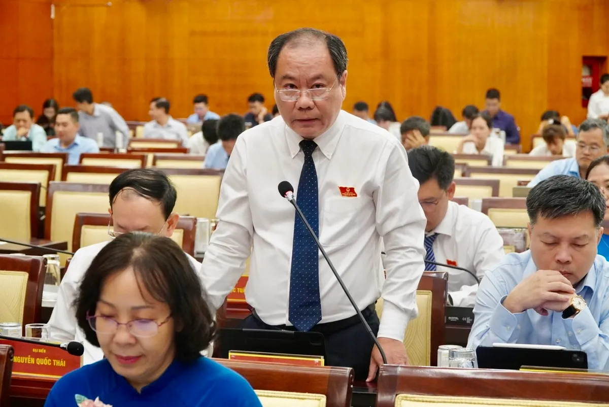 TP Hồ Chí Minh đưa bác sĩ bệnh viện lớn về trạm y tế, miễn phí chạy thận cho người nghèo - Ảnh 2.