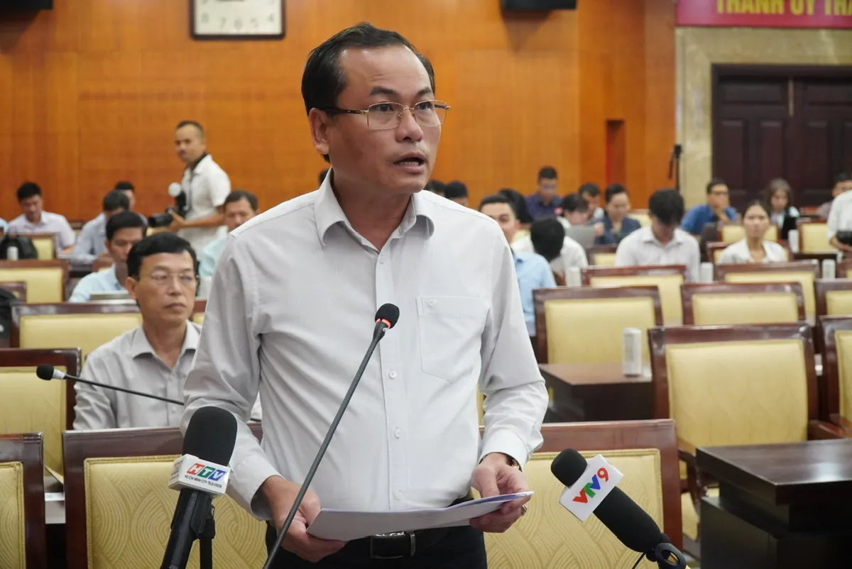 Phát triển đô thị TOD quanh ga metro: Vì sao giảm 50% bãi xe, người dân có bị thu hồi đất? - Ảnh 3.
