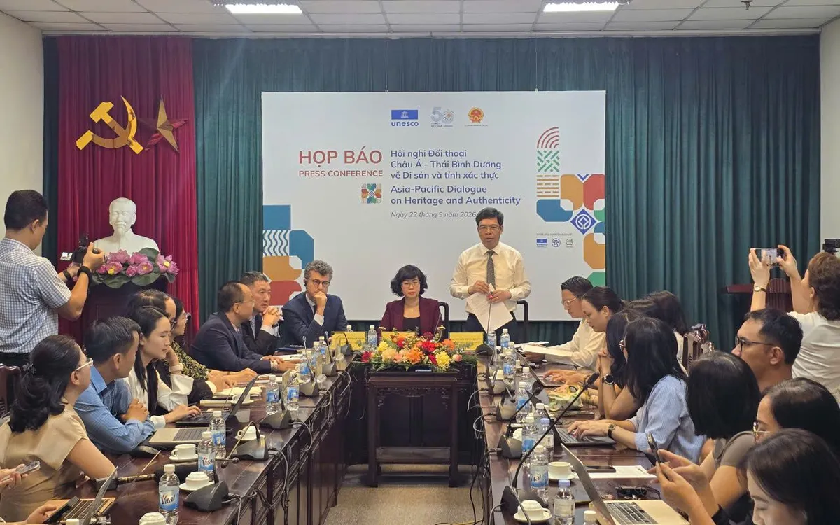Quang cảnh buổi họp báo. Ảnh: Nguyễn Cung.