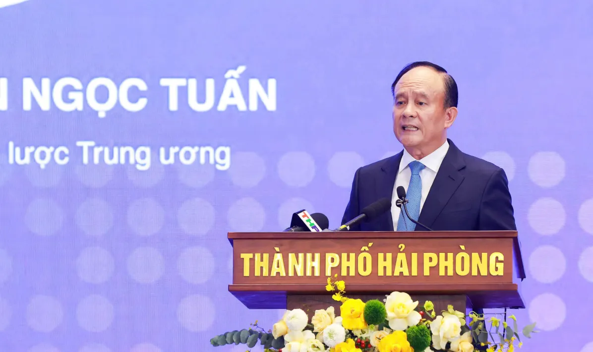 Một giờ hàng hóa chờ, một thủ tục chồng chéo đều là chi phí logistics - Ảnh 2.