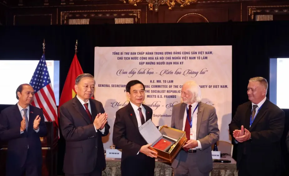 Tổng Bí thư, Chủ tịch nước Tô Lâm gặp những người bạn Hoa Kỳ “Vun đắp tình bạn - kiến tạo tương lai” - Ảnh 3.