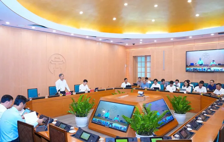 Chủ tịch UBND Hà Nội: Nghiên cứu tổng thể, xử lý căn cơ ngập úng lưu vực sông Bùi, sông Tích - Ảnh 1.