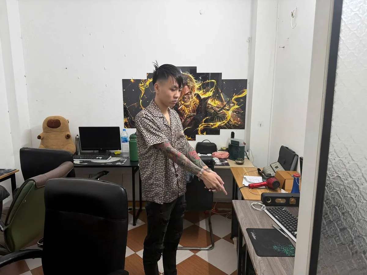 Khởi tố người phụ nữ sản xuất, buôn bán bột canh giả nhãn “ACECOOK” - Ảnh 4.