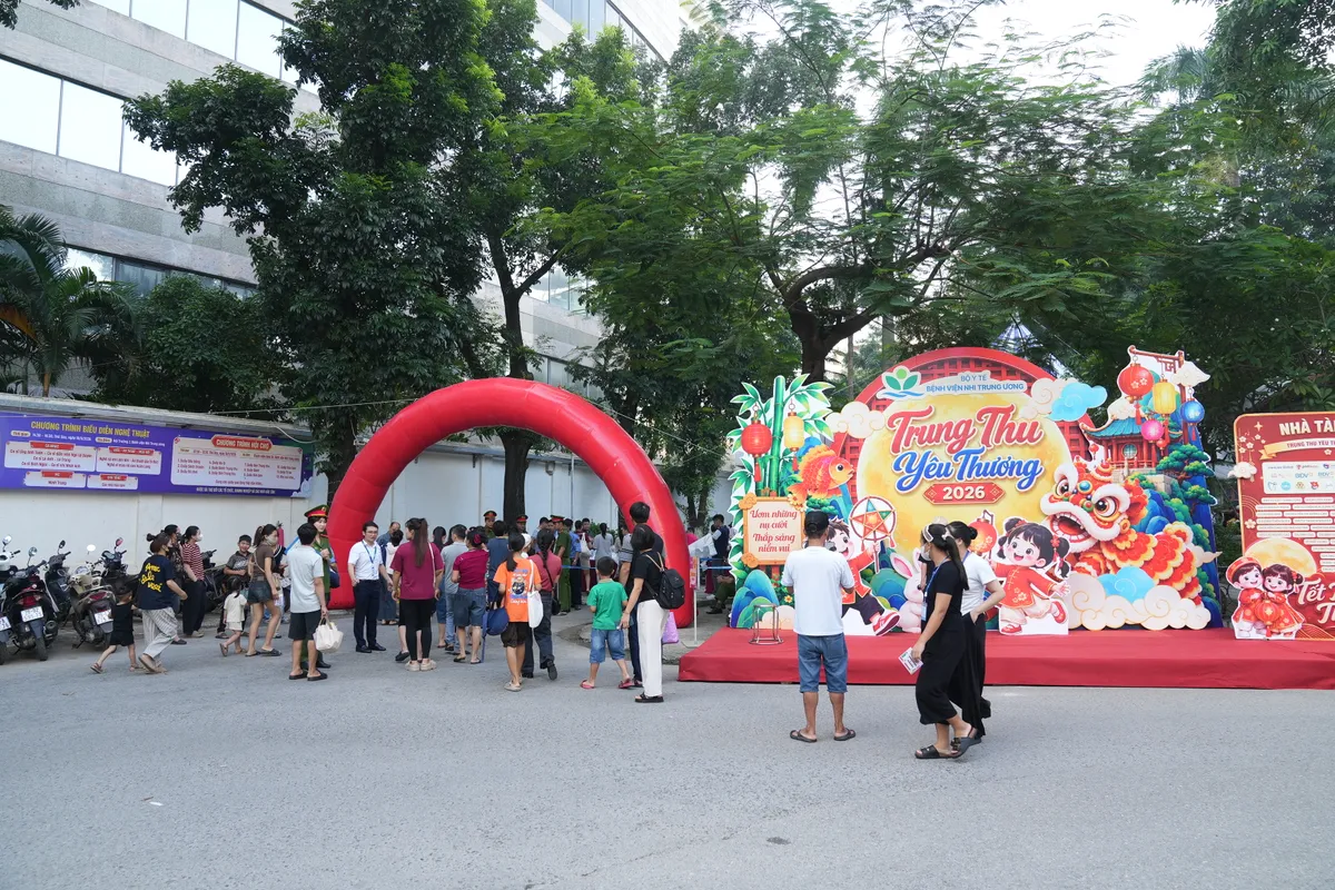 Trung thu y&ecirc;u thương ở Bệnh viện Nhi Trung ương- Ảnh 17.