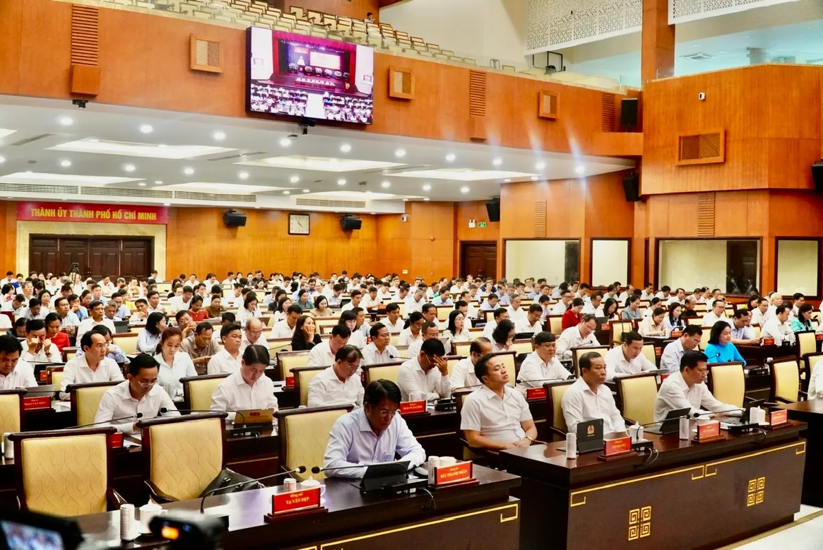 TP Hồ Chí Minh quyết tâm tăng trưởng 13,5% trong quý 4 - Ảnh 3.
