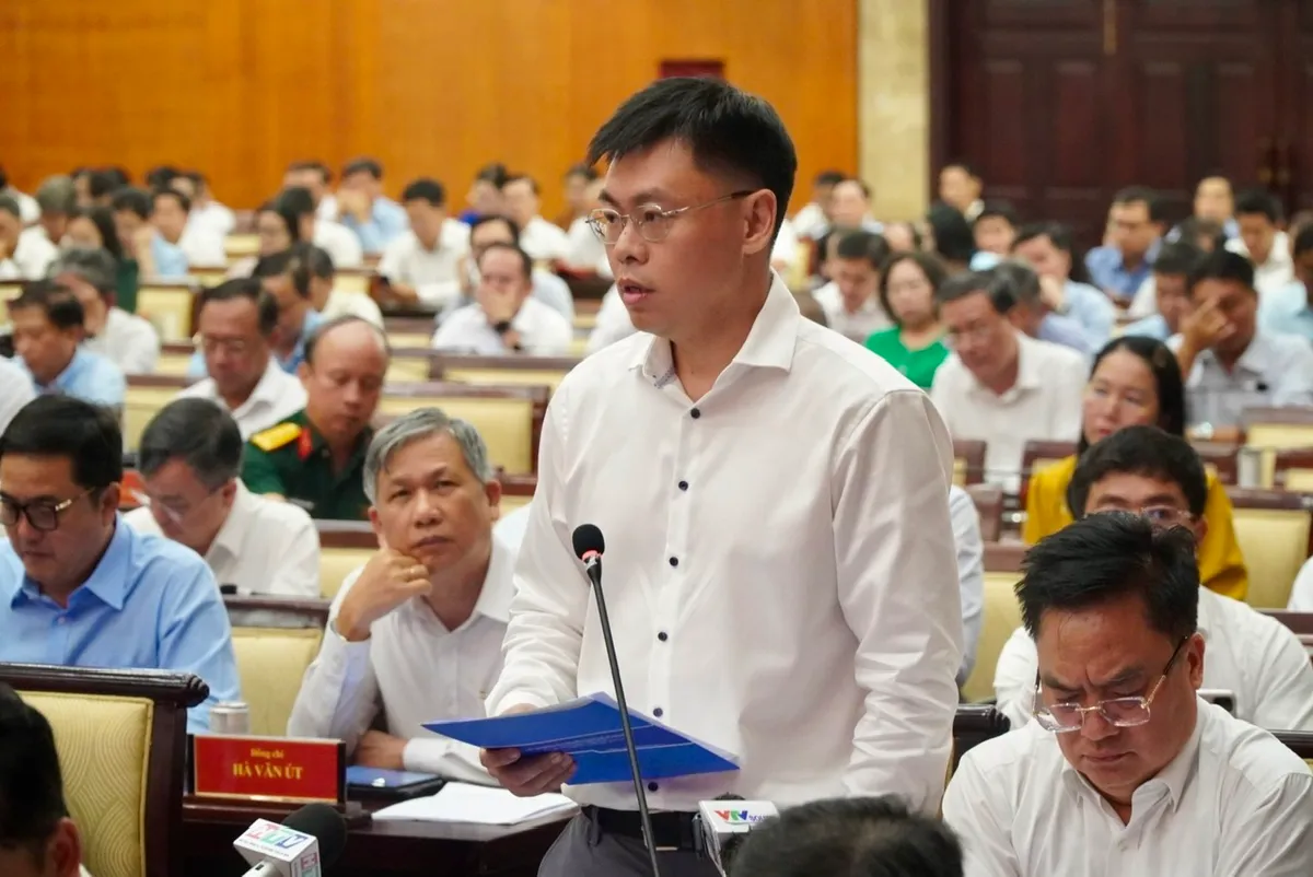 TP Hồ Chí Minh quyết tâm tăng trưởng 13,5% trong quý 4 - Ảnh 2.