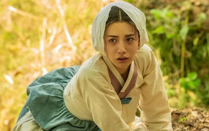 Tạo hình của Nana trong "The Scandal". (Ảnh: Netflix)