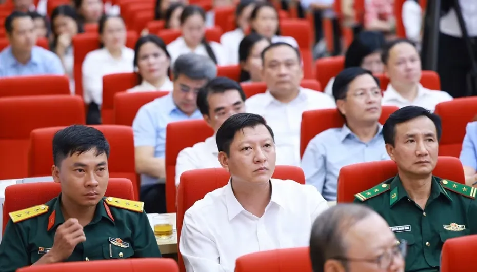 Thủ tướng: Trọng tâm xuyên suốt là nâng cao năng lực tự chủ chiến lược, lấy Nhân dân làm trung tâm- Ảnh 4.