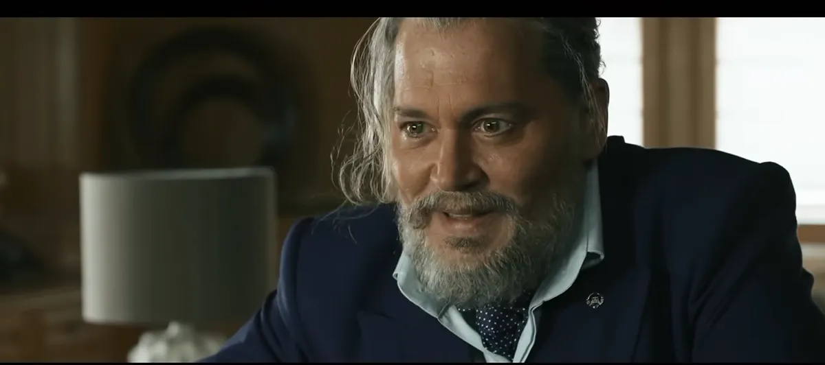 Phong cách độc lạ không thể nhầm lẫn của Johnny Depp - Ảnh 1.