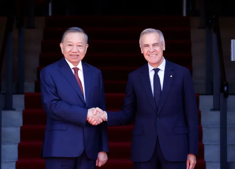 Tổng Bí thư, Chủ tịch nước Tô Lâm hội đàm với Thủ tướng Canada Mark Carney - Ảnh 1.