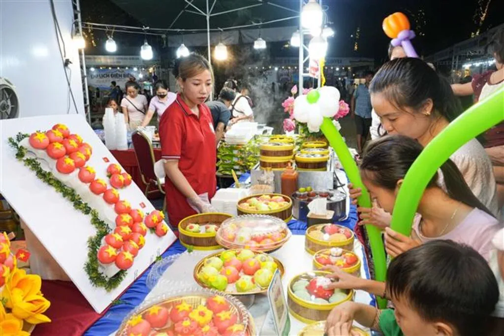 Điện Biên khai hội ẩm thực, lan tỏa hương sắc vùng cao - Ảnh 4.