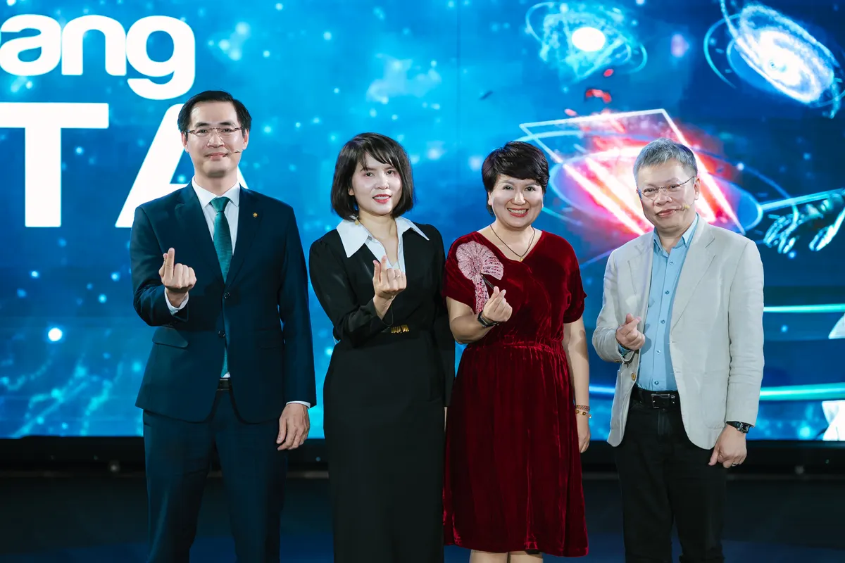 Vũ trụ đồng tiền - Tập 7: Chòm sao cơ hội - Ảnh 5.