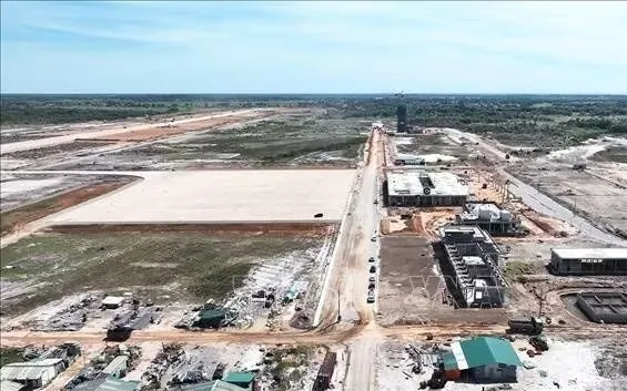 Dự án Cảng hàng không Quảng Trị là cảng thứ hai trên cả nước được đầu tư theo hình thức đối tác công-tư (PPP), sau Cảng hàng không quốc tế Vân Đồn (Quảng Ninh). Ảnh: Vũ Sinh/TTXVN