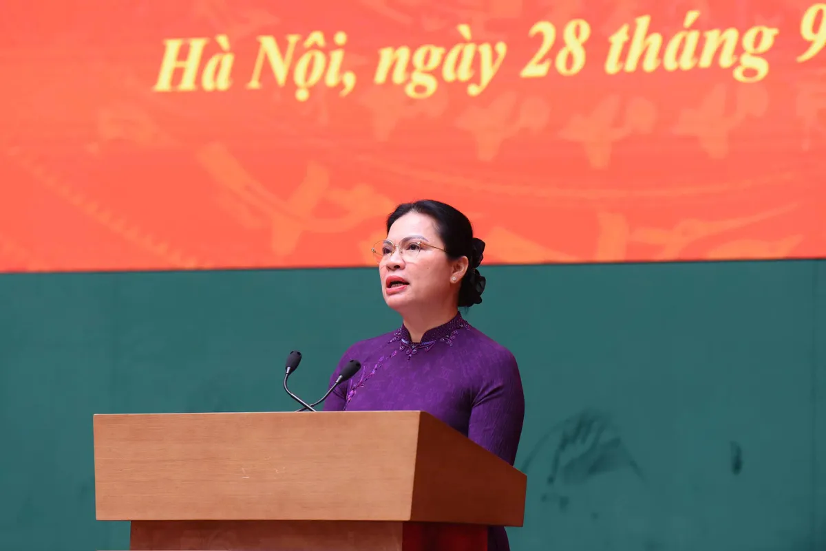 Biểu dương Ban Công tác Mặt trận khu dân cư điển hình tiên tiến trong bảo vệ an ninh Tổ quốc - Ảnh 1.