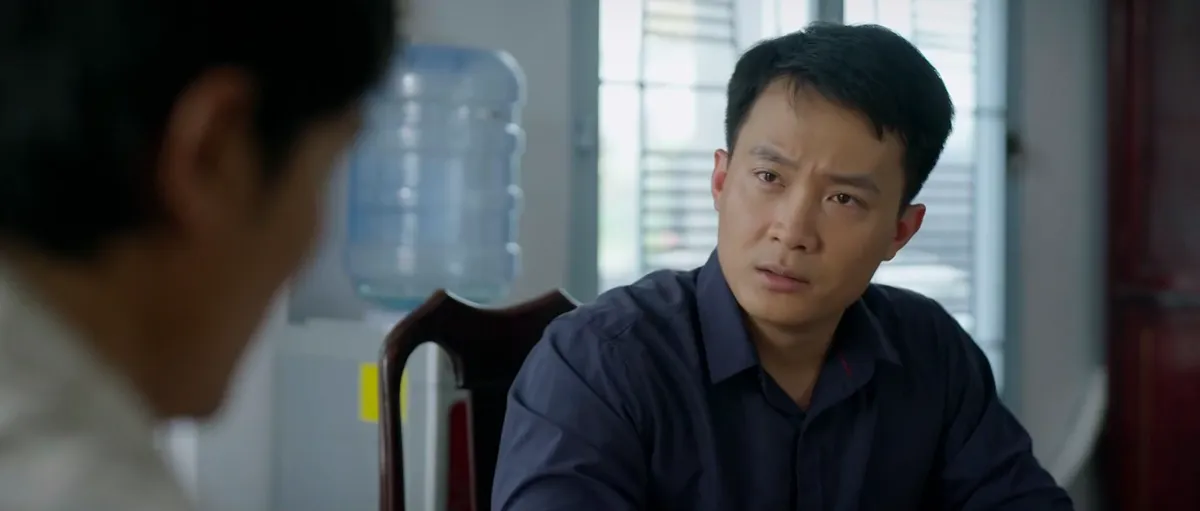 Phù sa - Tập 27: Ông trùm giấu mặt dùng thủ đoạn trong tối ngoài sáng đối phó Chơn- Ảnh 3.