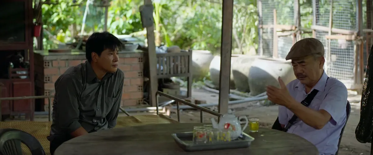 Phù sa - Tập 27: Ông trùm giấu mặt dùng thủ đoạn trong tối ngoài sáng đối phó Chơn- Ảnh 12.